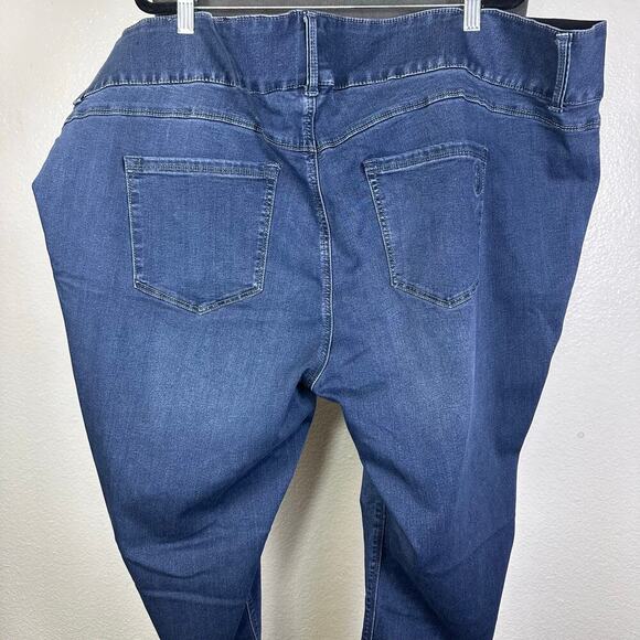 Lurie Felt | Women Curve Ankle Skinny Jeans - Picture 4 of 7